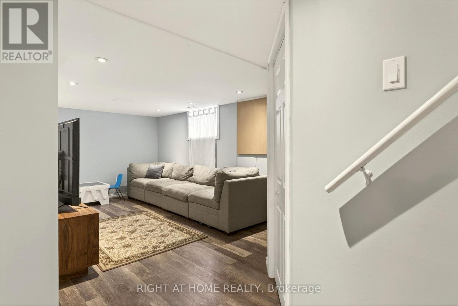 168 East 45th Street, Hamilton, Ontario  L8T 3K3 - Photo 22 - X12719848