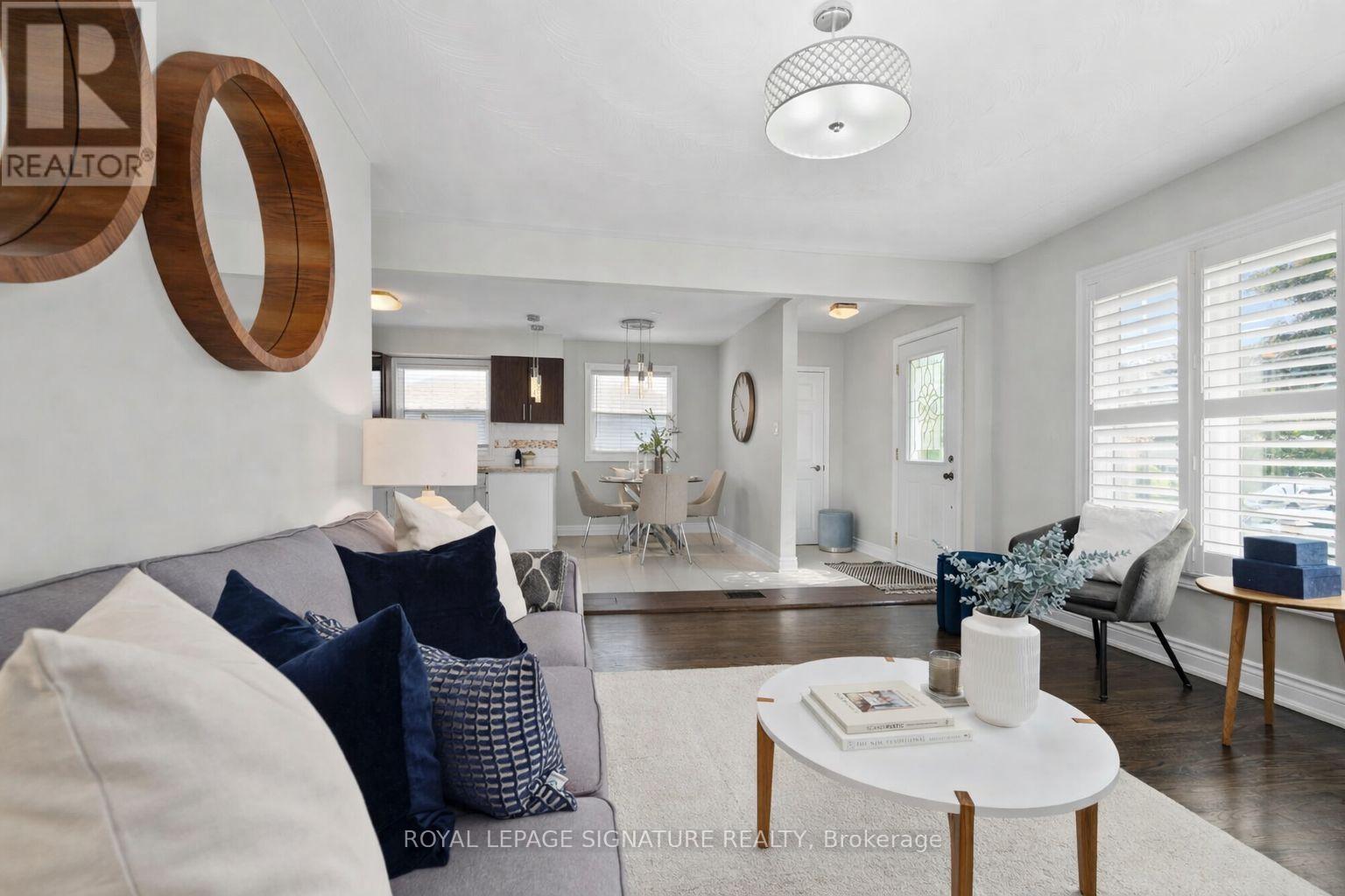 621 Wychwood Street, Oshawa, Ontario  L1G 2T4 - Photo 3 - E12653050