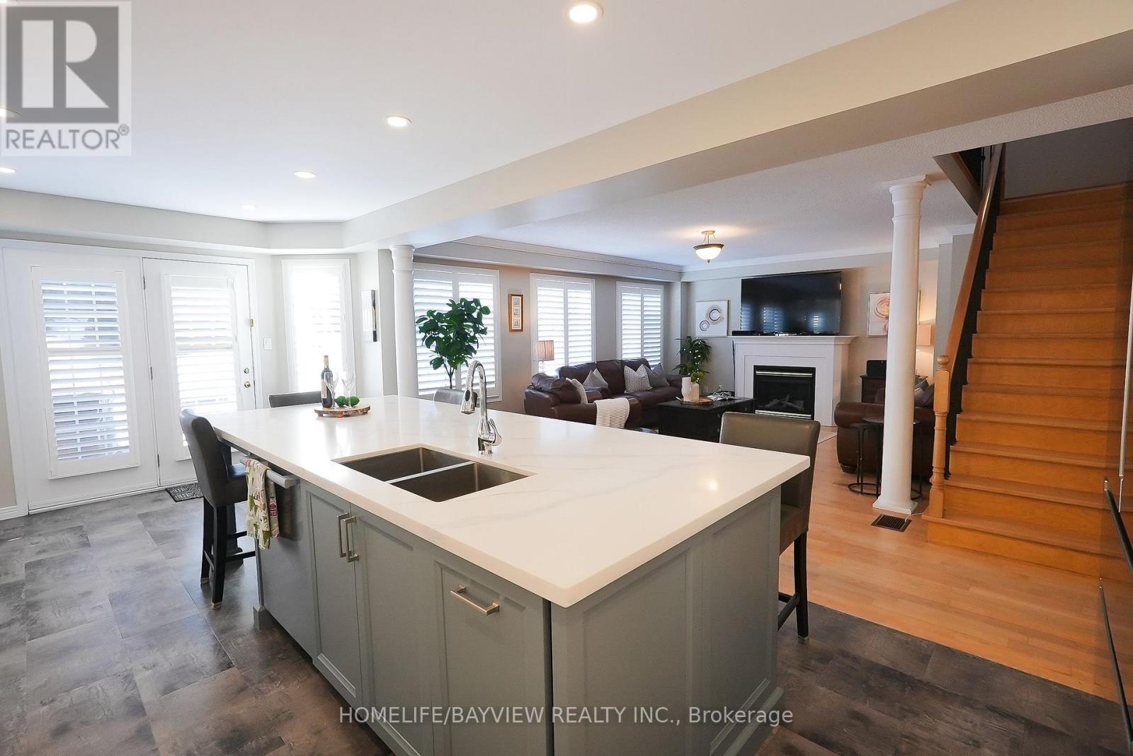 1513 Skyview Street, Oshawa, Ontario  L1K 2S3 - Photo 9 - E12719684