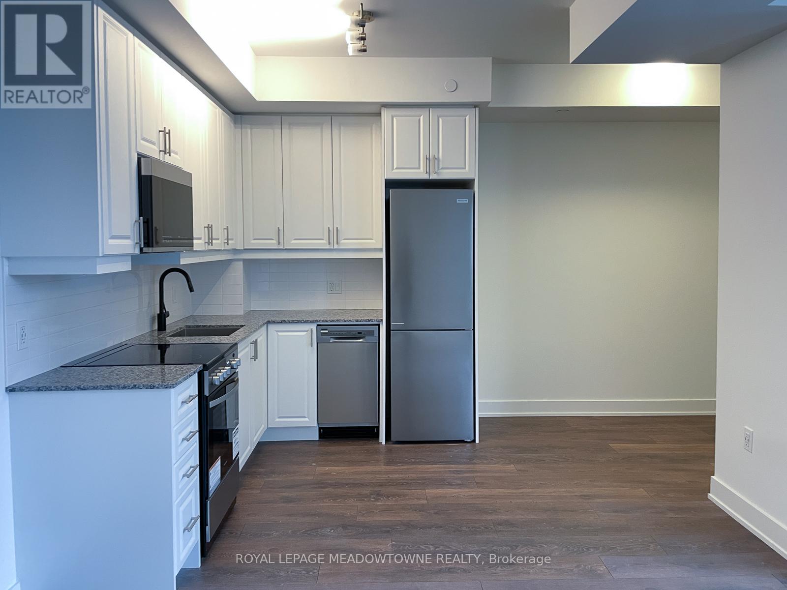 201 - 2343 Khalsa Gate, Oakville, Ontario  L6M 5R6 - Photo 5 - W12636690