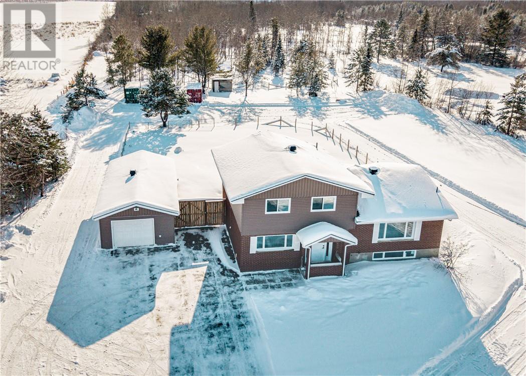 1225 Radar Road, Hanmer, Ontario