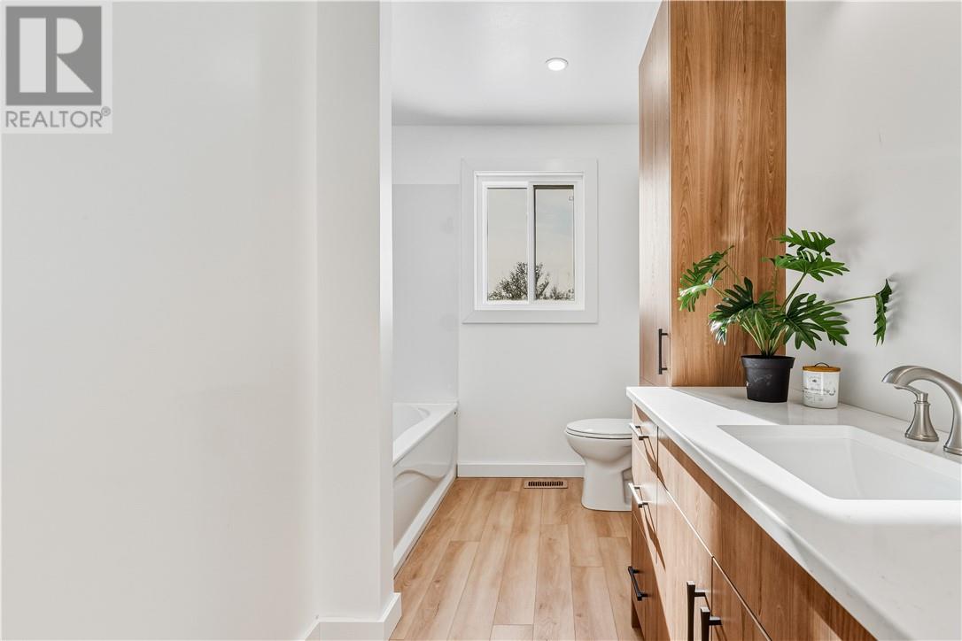 1225 Radar Road, Hanmer, Ontario  P3P 0B4 - Photo 16 - 2126146