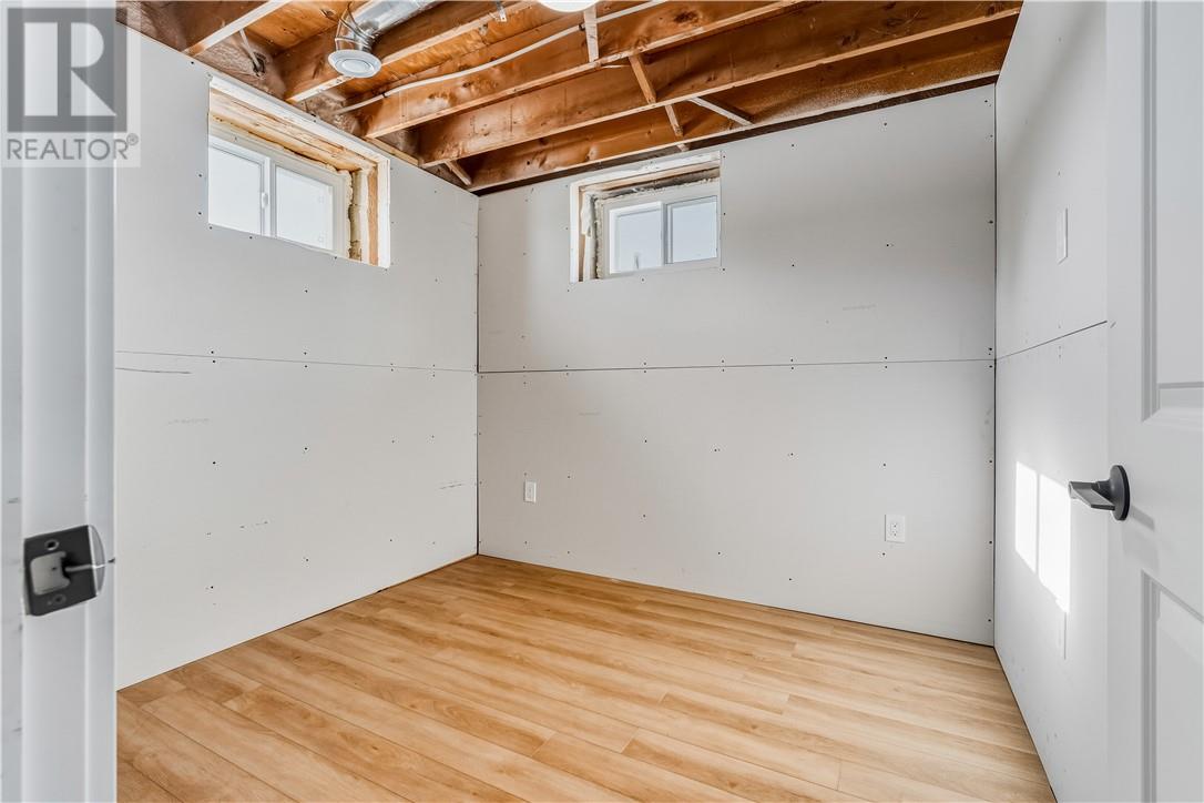 1225 Radar Road, Hanmer, Ontario  P3P 0B4 - Photo 33 - 2126146