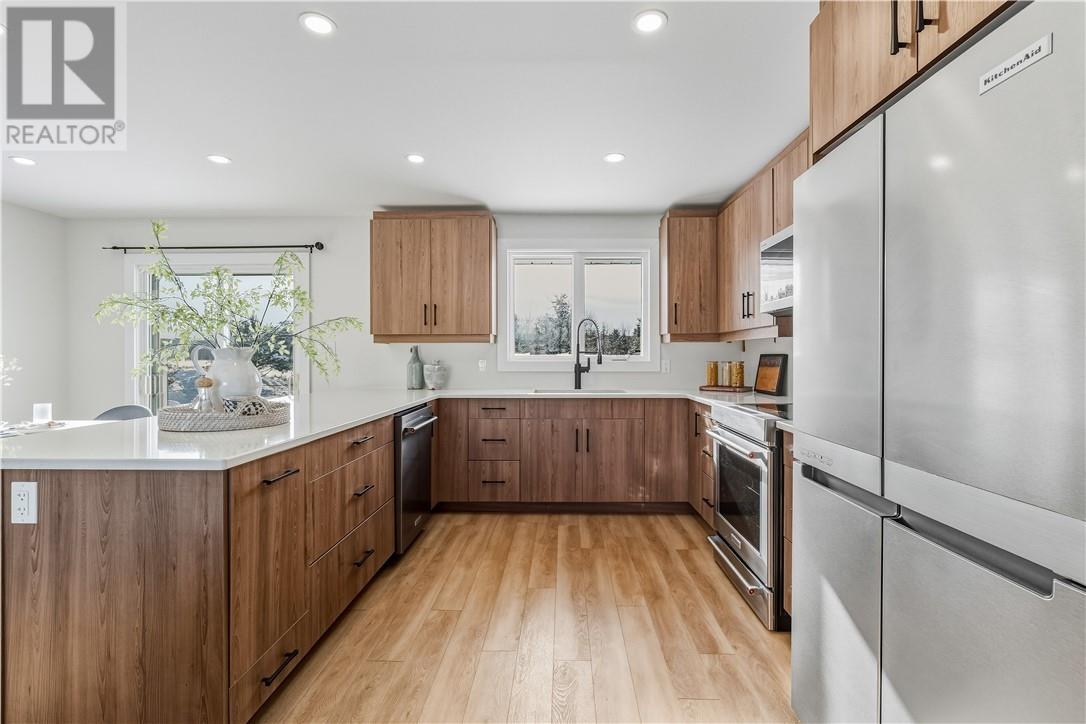 1225 Radar Road, Hanmer, Ontario  P3P 0B4 - Photo 6 - 2126146