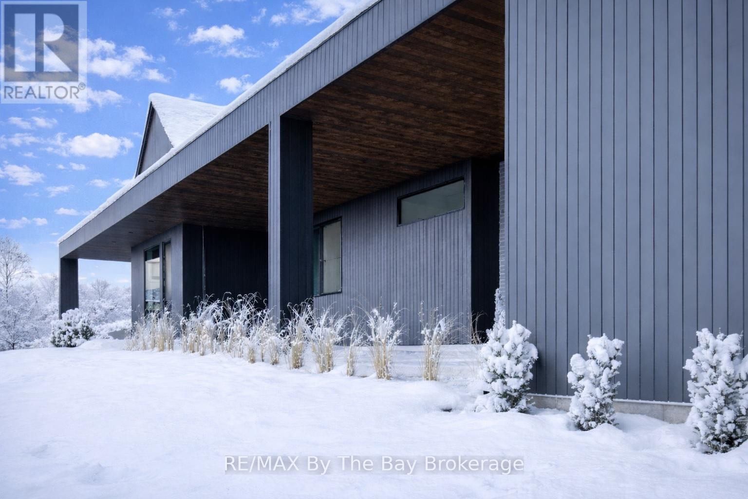 18 Raintree Court, Clearview, Ontario L9Y 0K2 - Photo 4 - S12719884