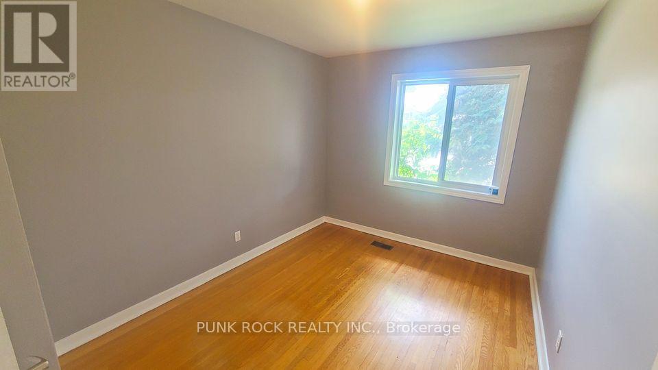 1 - 26 Cundles Road E, Barrie, Ontario  L4M 2Z5 - Photo 4 - S12719990