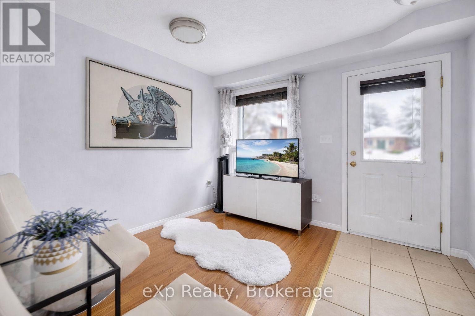 5 - 142 York Road, Guelph, Ontario  N1E 3E9 - Photo 3 - X12719920