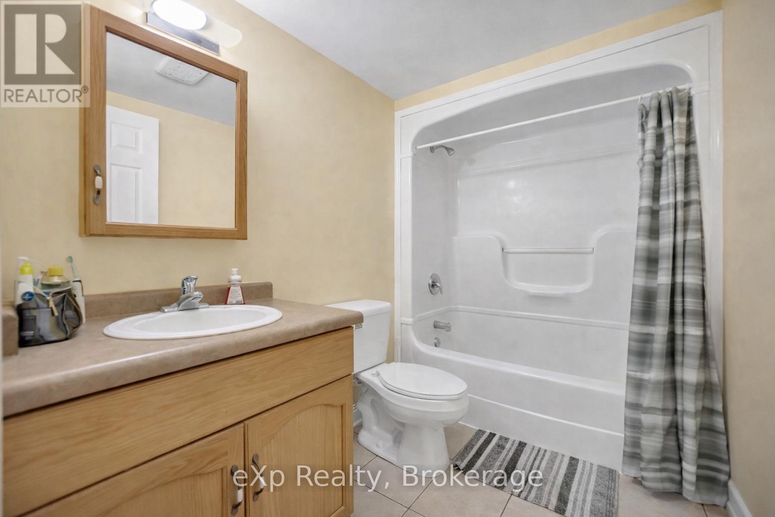 5 - 142 York Road, Guelph, Ontario  N1E 3E9 - Photo 9 - X12719920