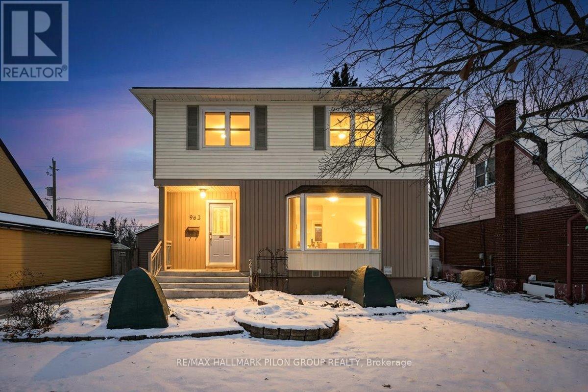 962 WESTON DRIVE, Ottawa, Ontario