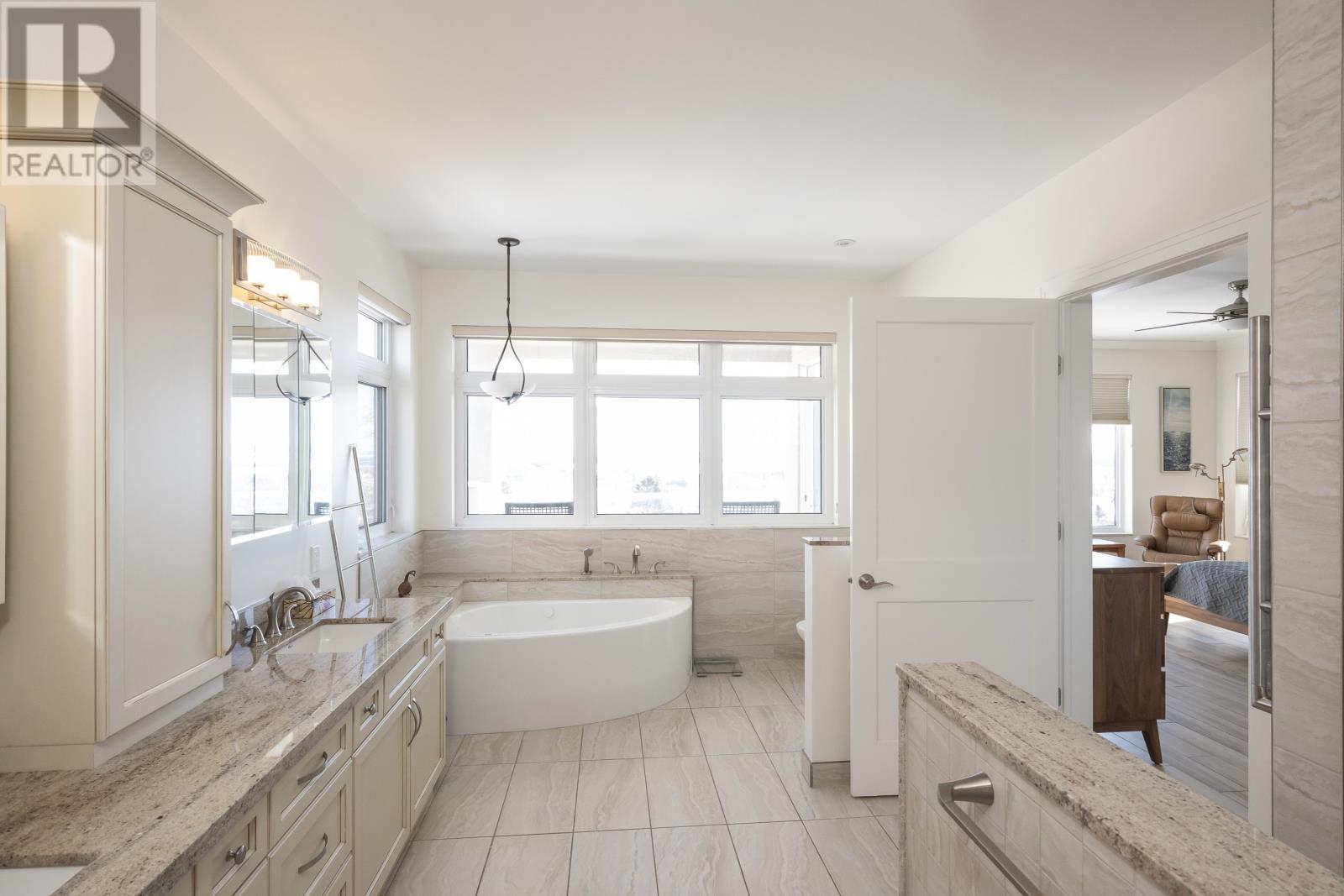 10 Banning St, Thunder Bay, Ontario  P7B 3H5 - Photo 30 - TB2600110