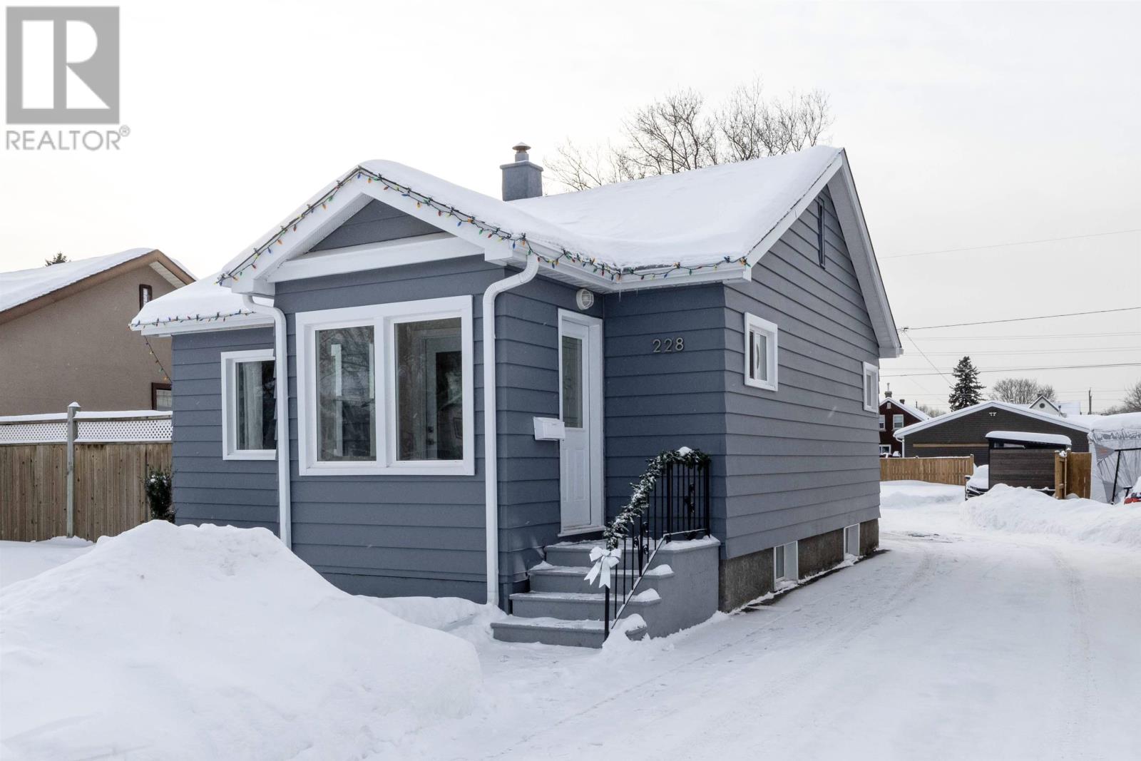 228 Christina ST E, Thunder Bay, Ontario