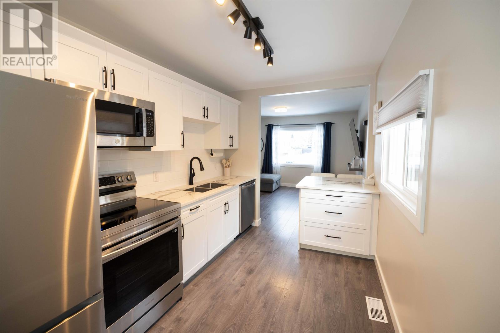 228 Christina St E, Thunder Bay, Ontario  P7E 4N7 - Photo 7 - TB2600111