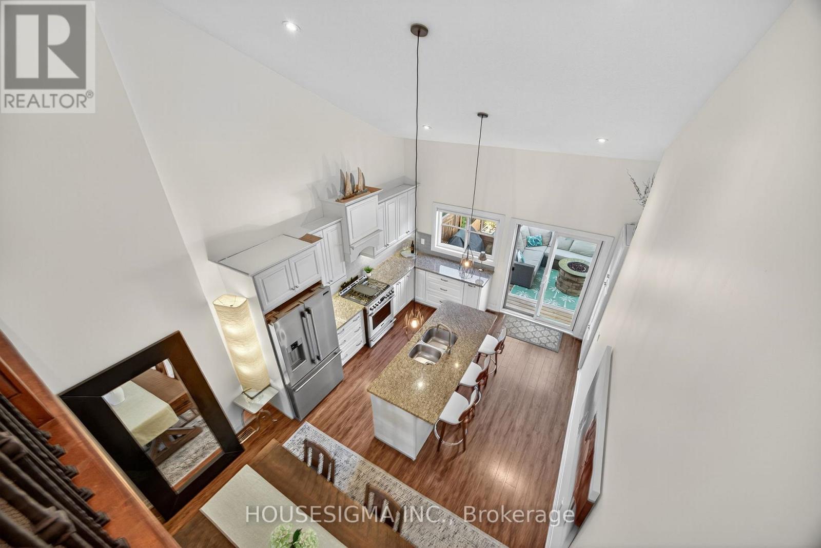 69 Landscape Drive, Oro-Medonte, Ontario  L3R 5B4 - Photo 25 - S12702024