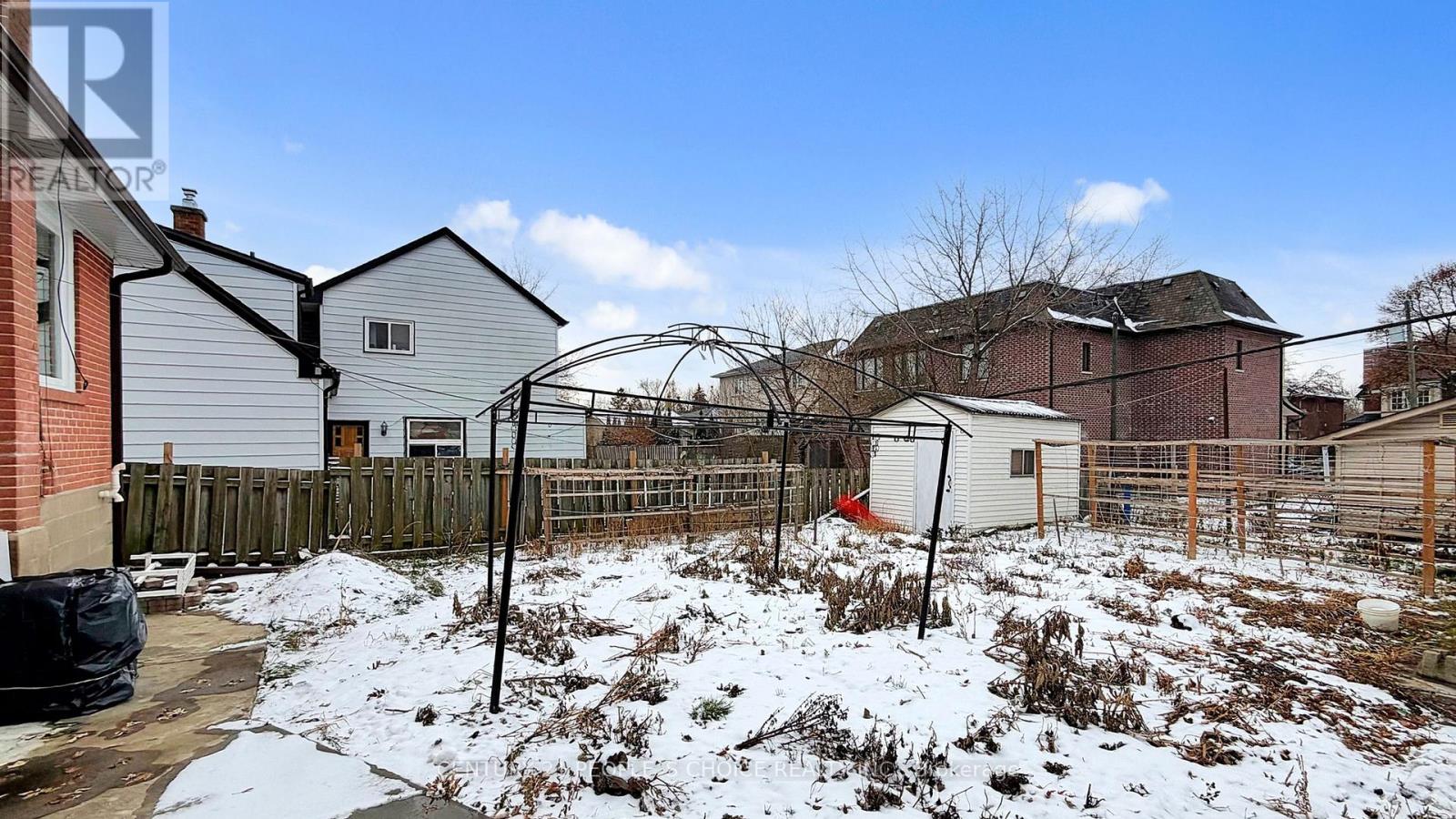 2864 Weston Road, Toronto, Ontario  M9M 2S3 - Photo 43 - W12676064