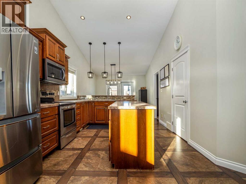 421 11 Street, Nobleford, Alberta  T0L 1S0 - Photo 10 - A2279904