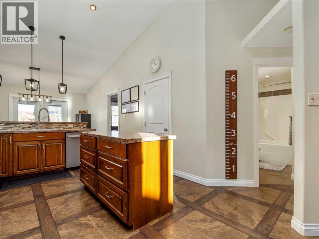 421 11 Street, Nobleford, Alberta  T0L 1S0 - Photo 15 - A2279904