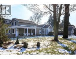 44 JAMES Street, Dundas, Ontario