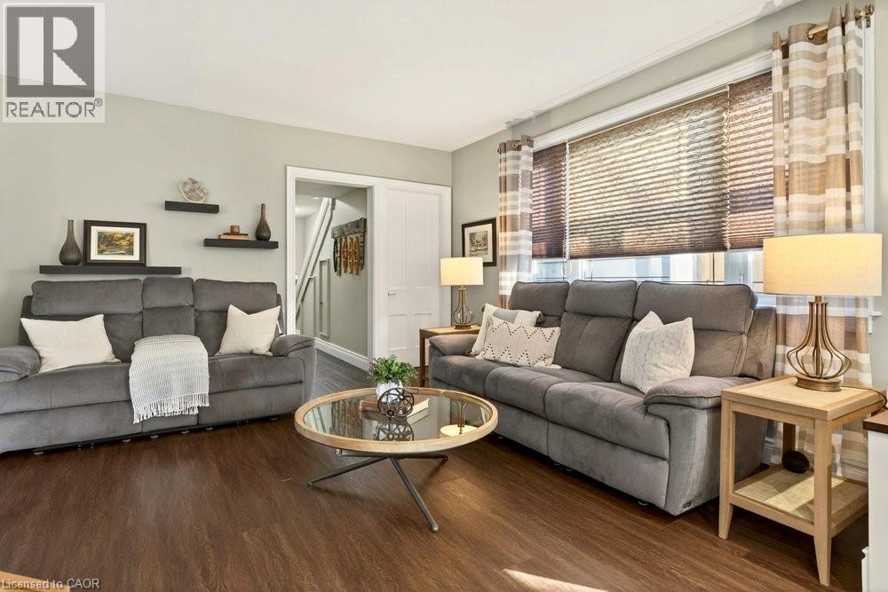 44 James Street, Dundas, Ontario  L9H 2J6 - Photo 13 - 40799725