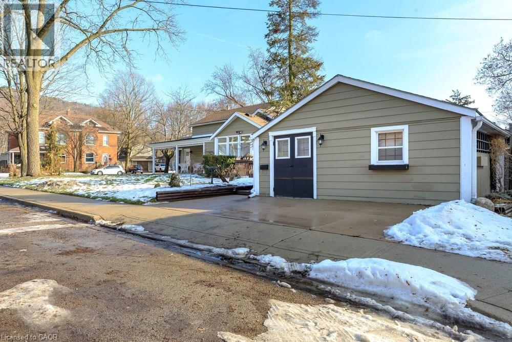 44 James Street, Dundas, Ontario  L9H 2J6 - Photo 8 - 40799725