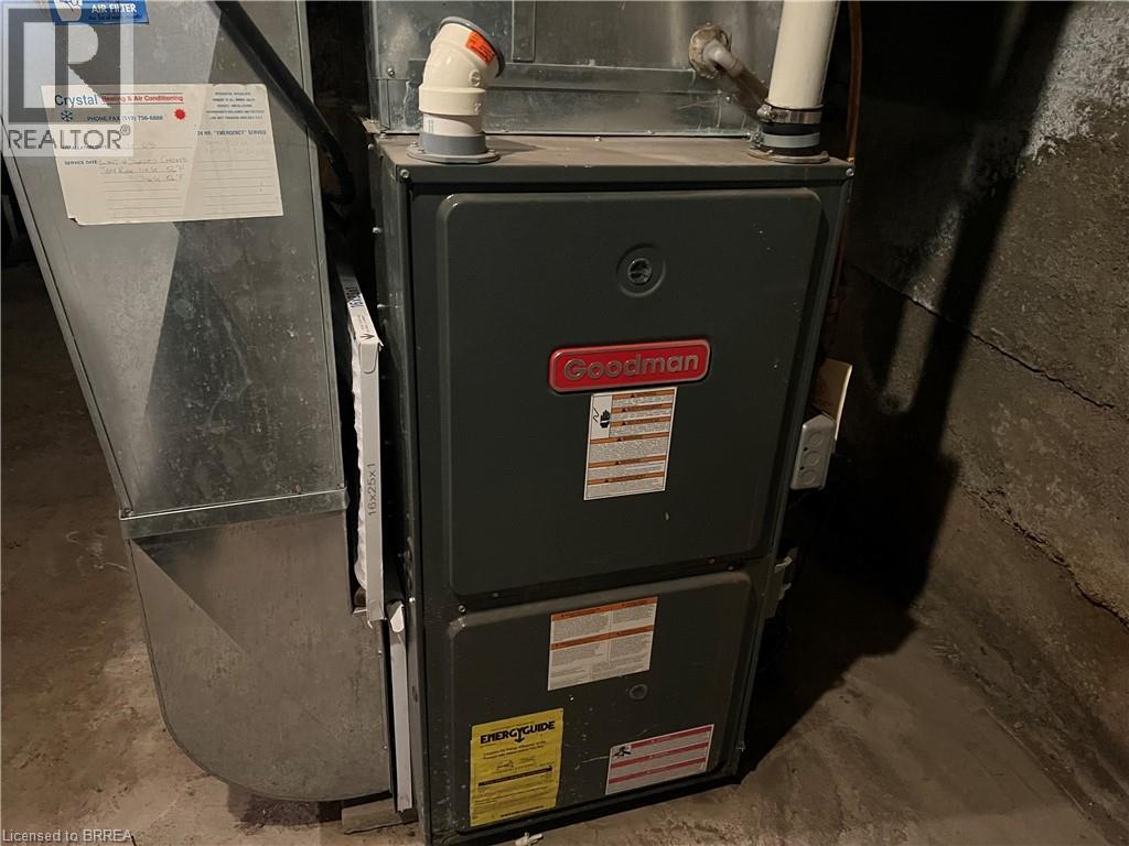 49 Pearl Street, Brantford, Ontario  N3T 3N5 - Photo 11 - 40800128