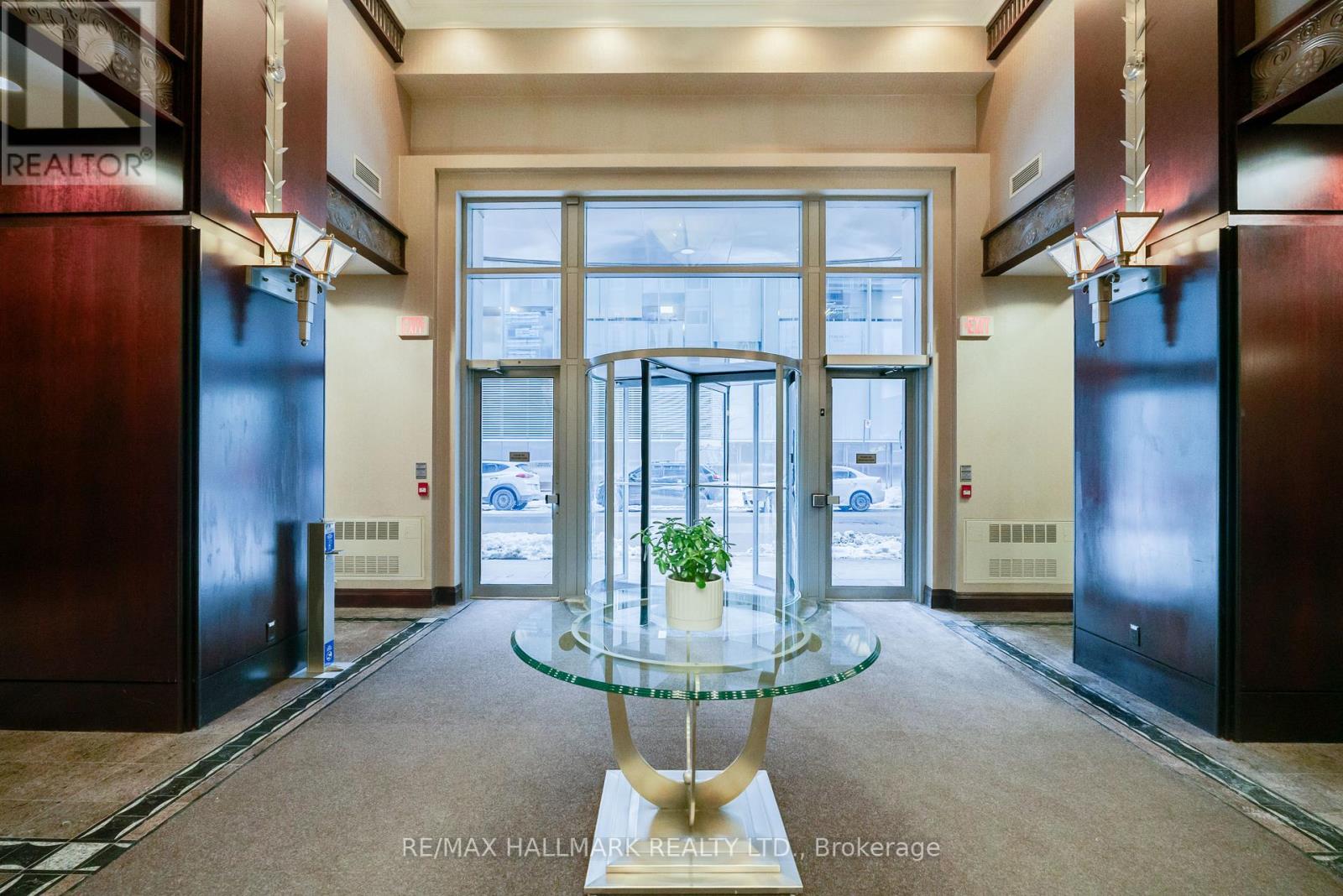 909 - 35 Balmuto Street, Toronto, Ontario  M4Y 0A3 - Photo 34 - C12719948