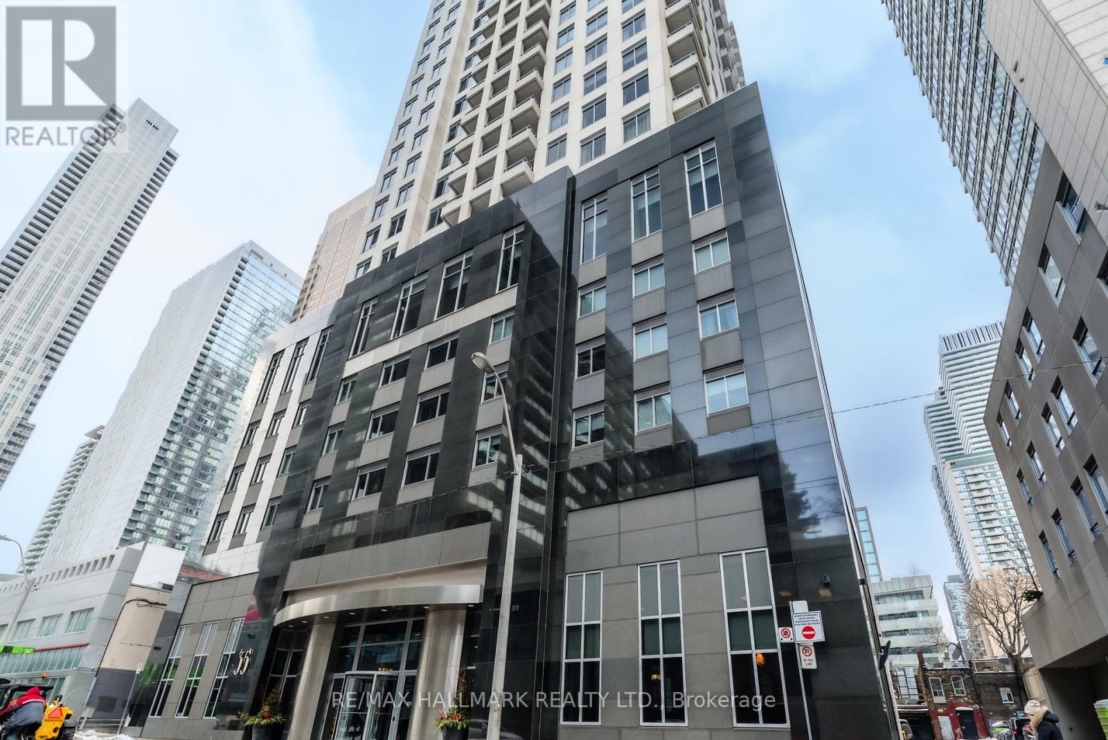 909 - 35 Balmuto Street, Toronto, Ontario  M4Y 0A3 - Photo 36 - C12719948