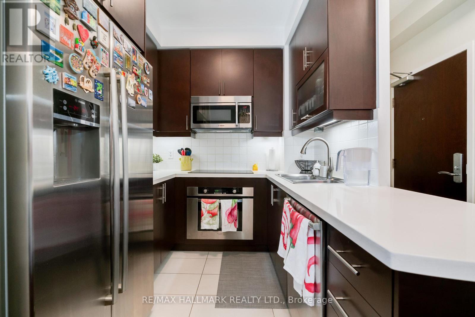 909 - 35 Balmuto Street, Toronto, Ontario  M4Y 0A3 - Photo 7 - C12719948