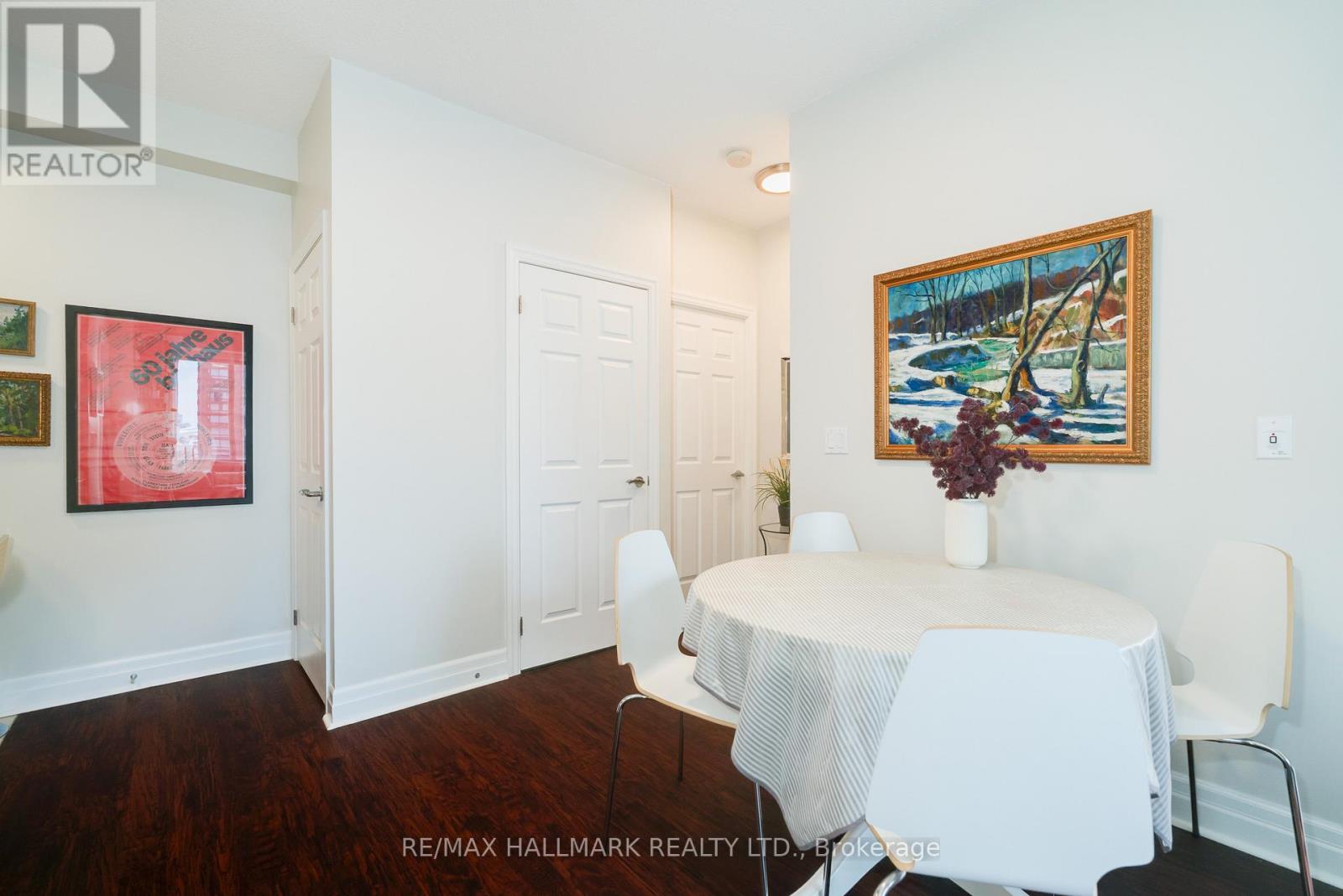 909 - 35 Balmuto Street, Toronto, Ontario  M4Y 0A3 - Photo 8 - C12719948