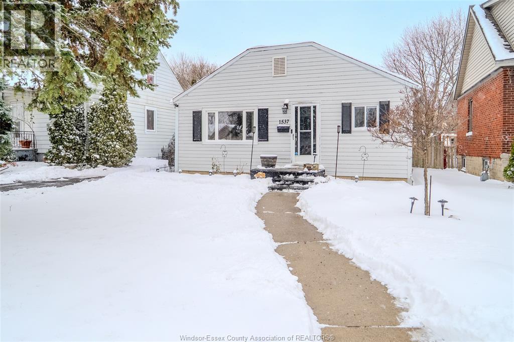 MLS# 26001673: 1537 ROSSINI BOULEVARD, Windsor, Canada