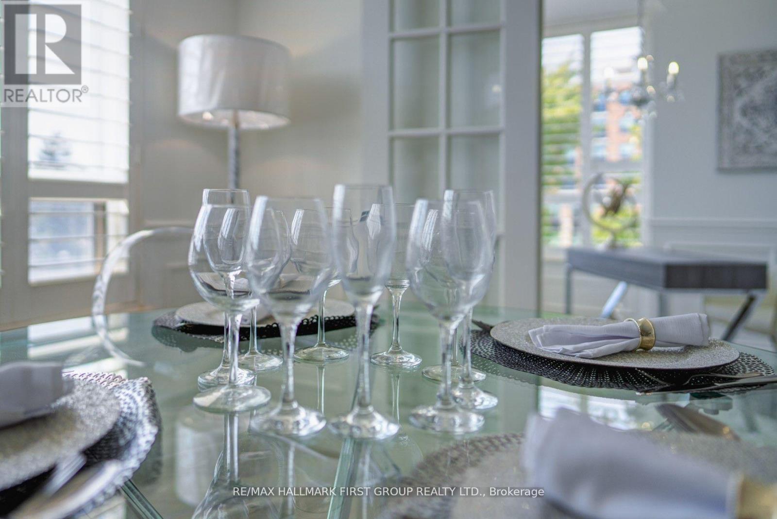 213 - 1000 The Esplanade N, Pickering, Ontario  L1V 1B4 - Photo 3 - E12720004