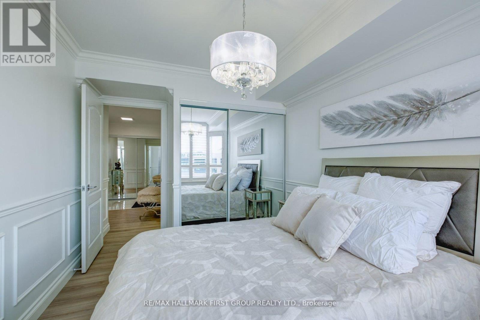 213 - 1000 The Esplanade N, Pickering, Ontario  L1V 1B4 - Photo 9 - E12720004