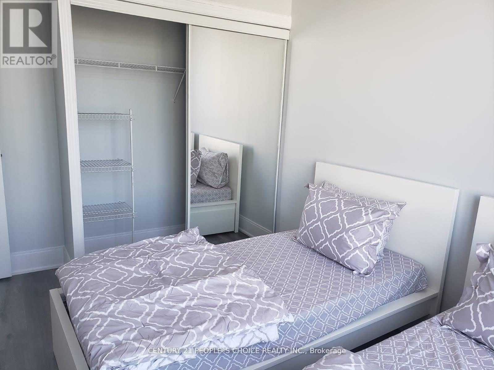 2603 - 330 Burnhamthorpe Road W, Mississauga, Ontario  L5B 0E1 - Photo 9 - W12719168