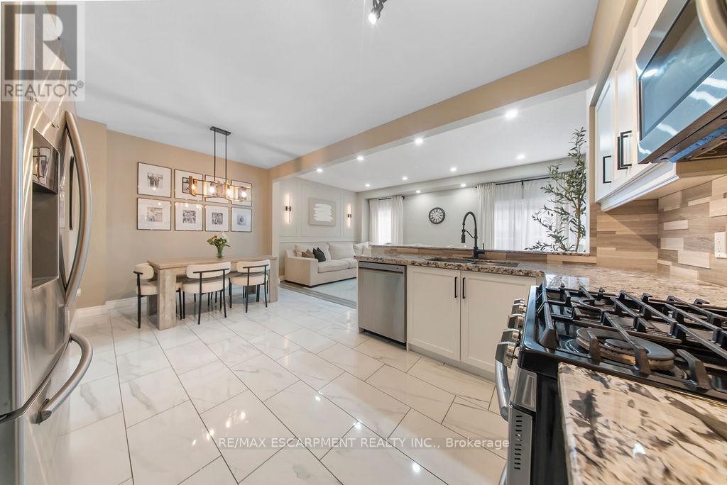 19 - 345 Glancaster Road, Hamilton, Ontario  L9G 3K9 - Photo 12 - X12716634