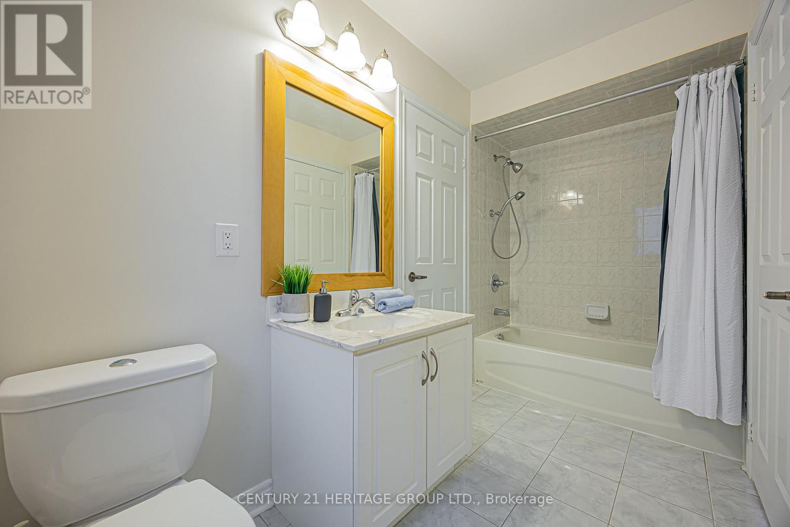 52 Maple Valley Road, Vaughan (Patterson), Ontario  L6A 0X8 - Photo 19 - N12719924