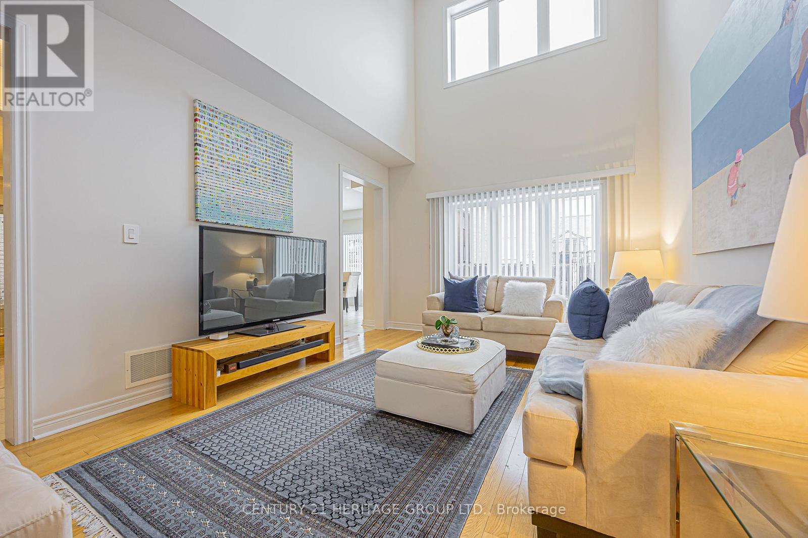 52 Maple Valley Road, Vaughan (Patterson), Ontario  L6A 0X8 - Photo 3 - N12719924