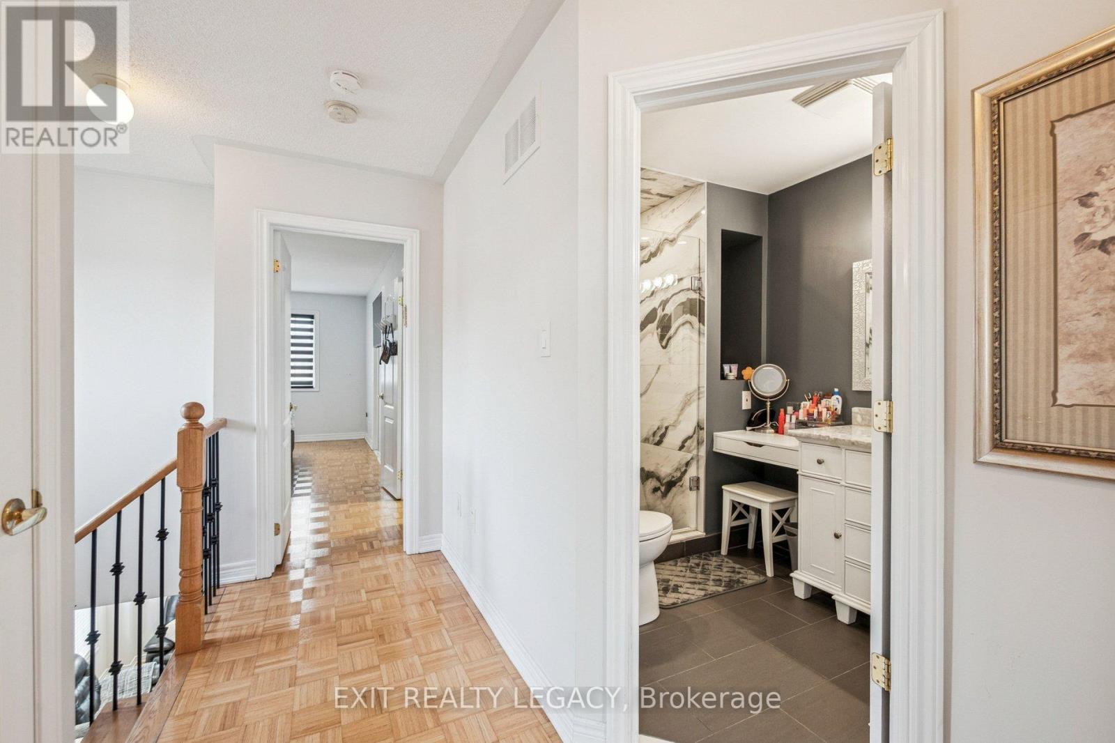 49 Loire Valley Avenue, Vaughan, Ontario  L4J 8V8 - Photo 16 - N12719968