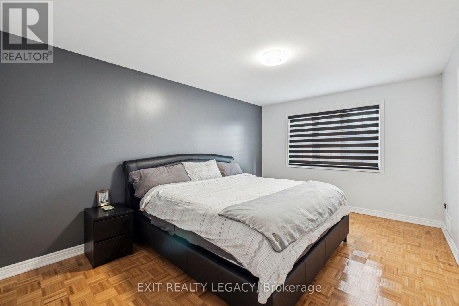 49 Loire Valley Avenue, Vaughan, Ontario  L4J 8V8 - Photo 17 - N12719968