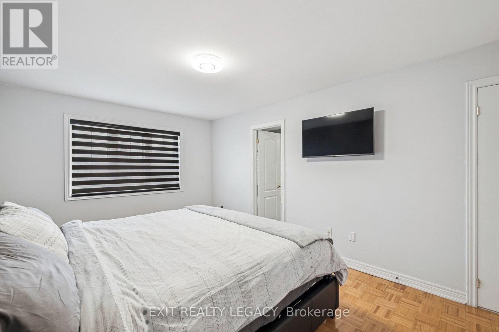 49 Loire Valley Avenue, Vaughan, Ontario  L4J 8V8 - Photo 20 - N12719968