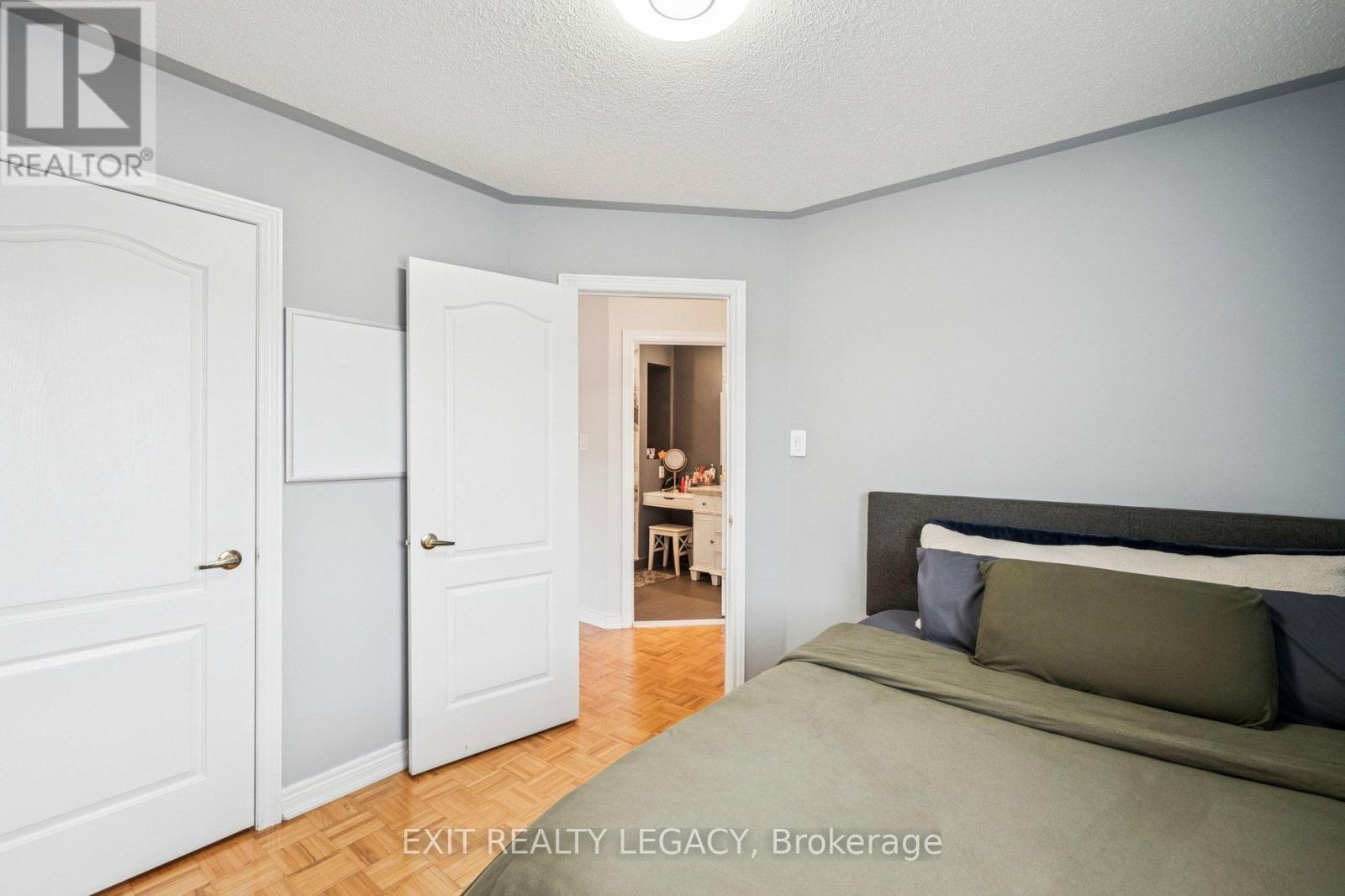 49 Loire Valley Avenue, Vaughan, Ontario  L4J 8V8 - Photo 26 - N12719968