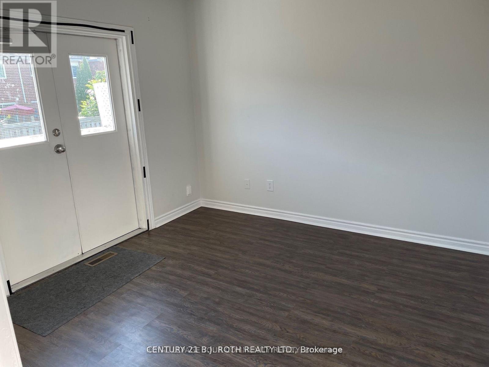 Main Level - 48 Cassandra Drive, Barrie, Ontario  L4M 6Z3 - Photo 11 - S12720008