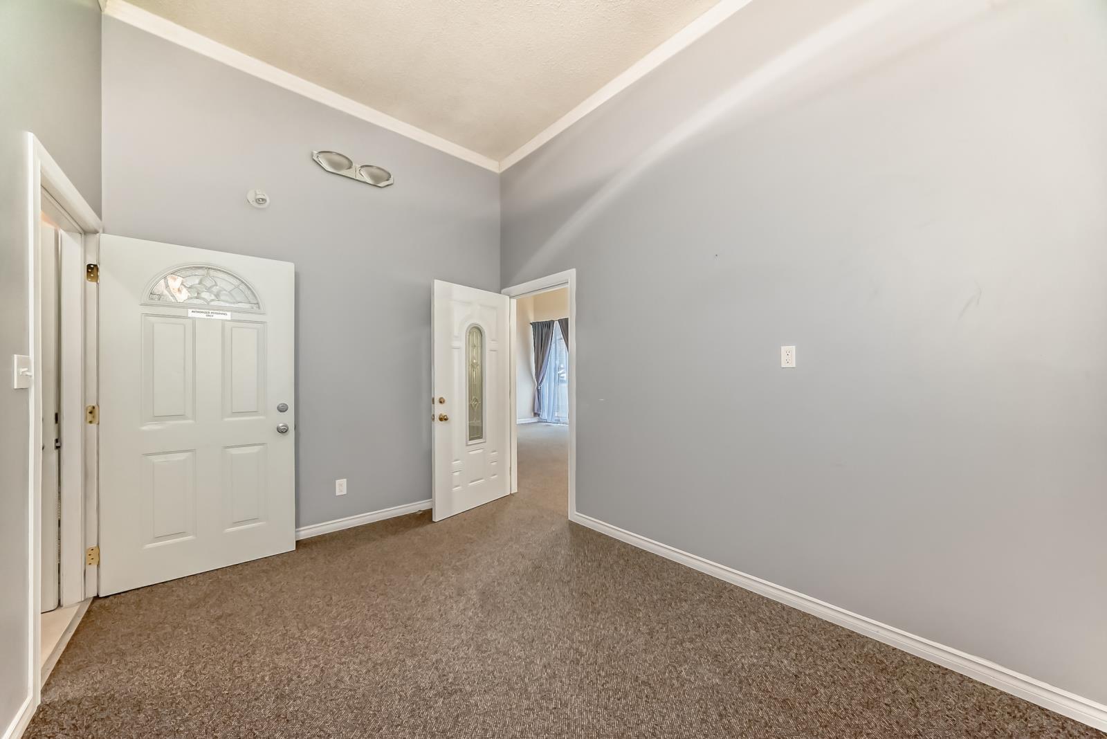 10969  101 Street, Edmonton, Alberta  T5H 2S9 - Photo 9 - 43862273