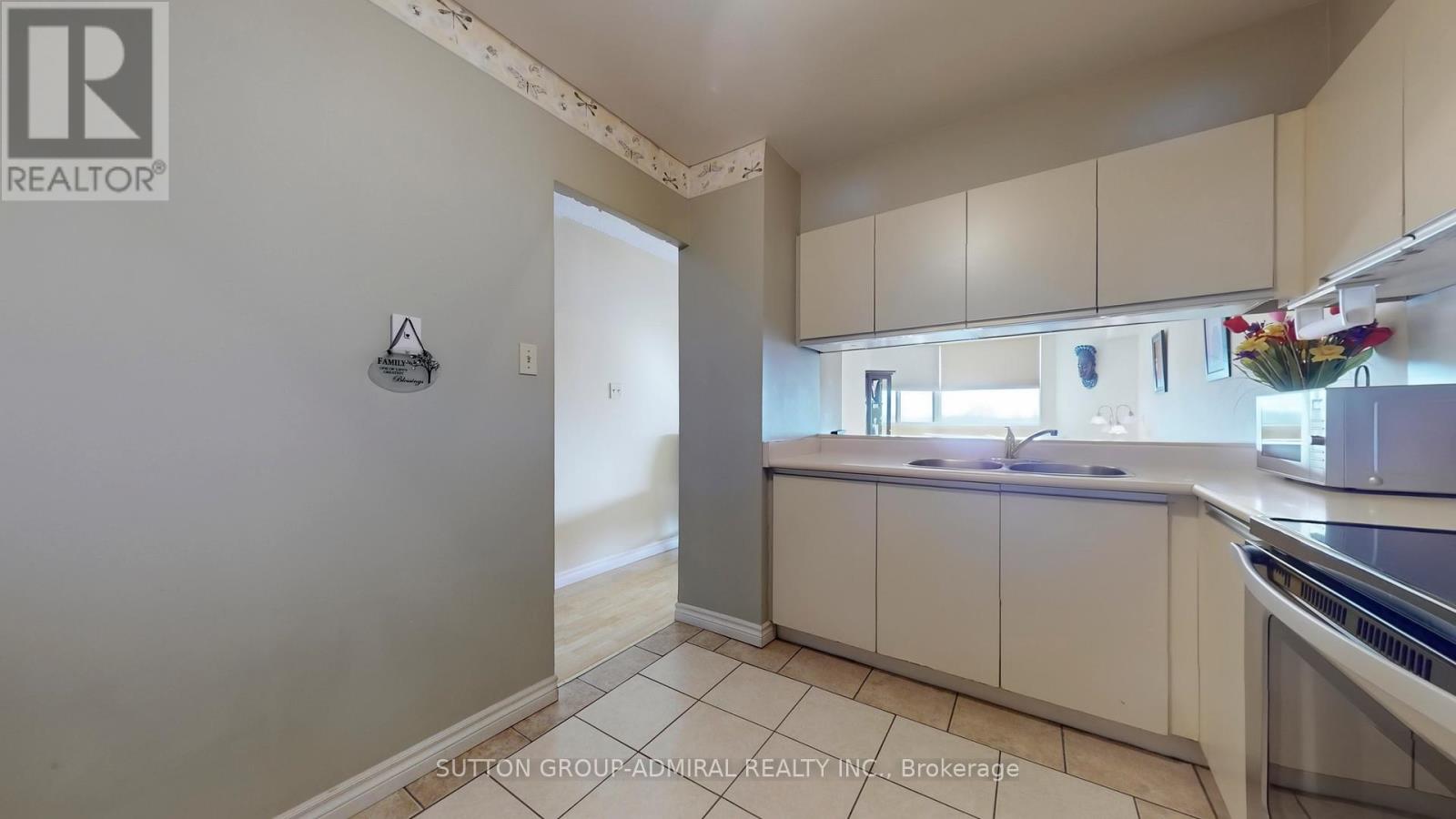 801 - 234 Albion Road, Toronto, Ontario  M9W 6A5 - Photo 8 - W12719912