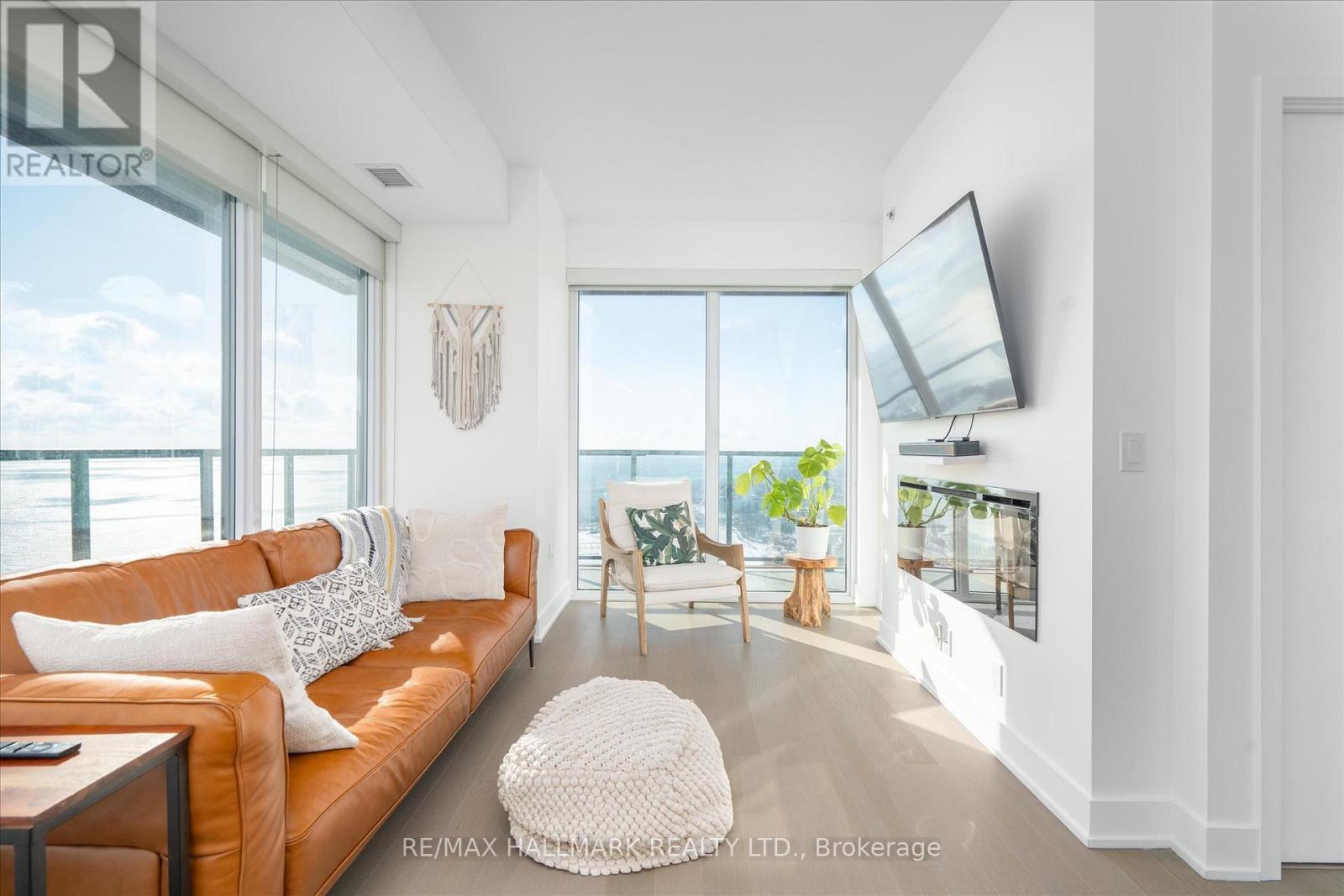 4418 - 30 Shore Breeze Drive, Toronto, Ontario  M8V 1A1 - Photo 11 - W12719946