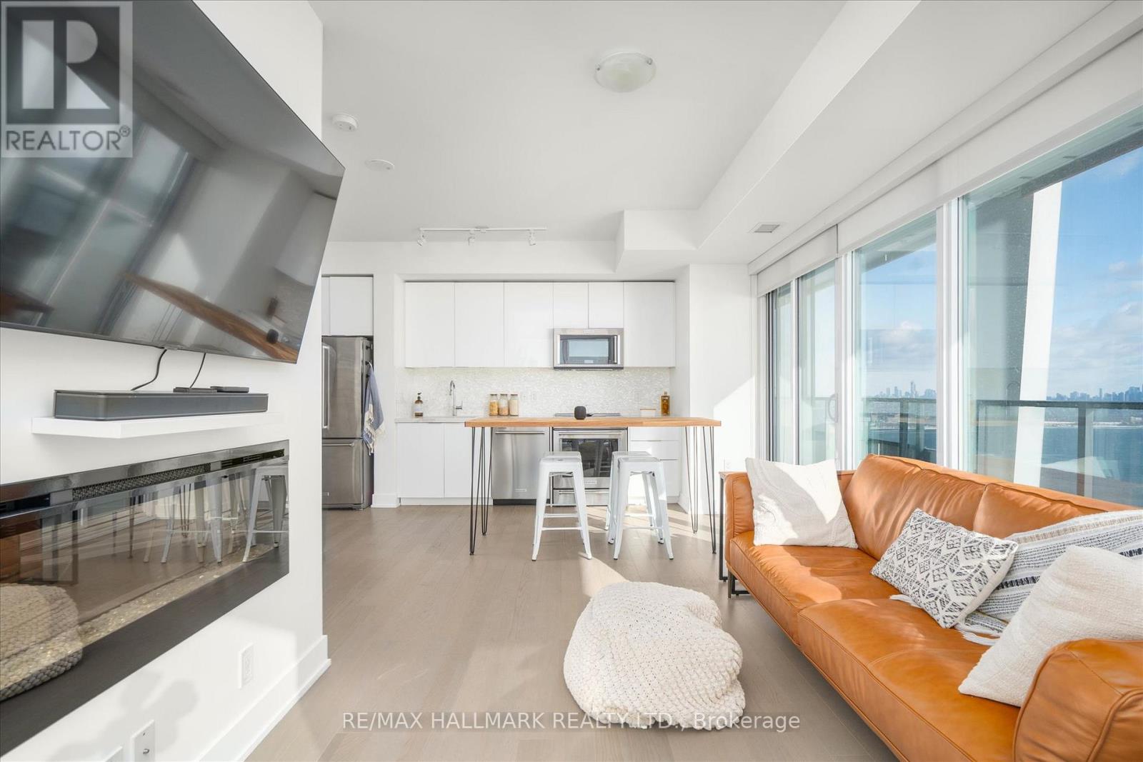 4418 - 30 Shore Breeze Drive, Toronto, Ontario  M8V 1A1 - Photo 14 - W12719946