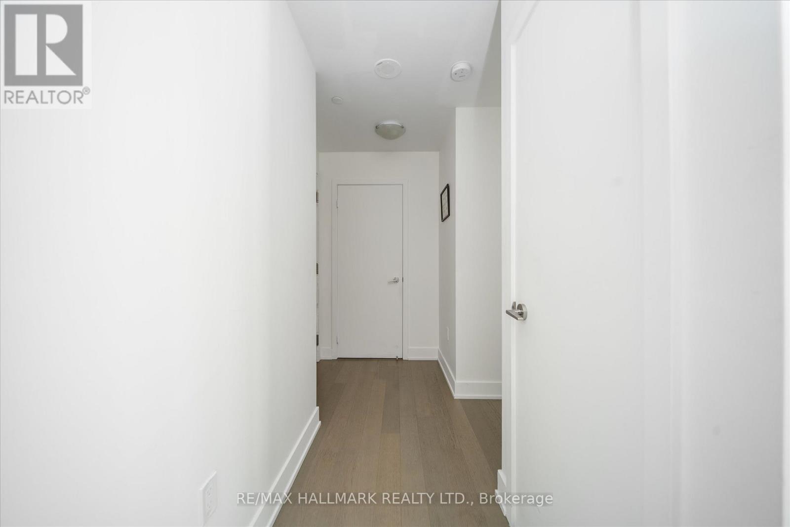 4418 - 30 Shore Breeze Drive, Toronto, Ontario  M8V 1A1 - Photo 8 - W12719946