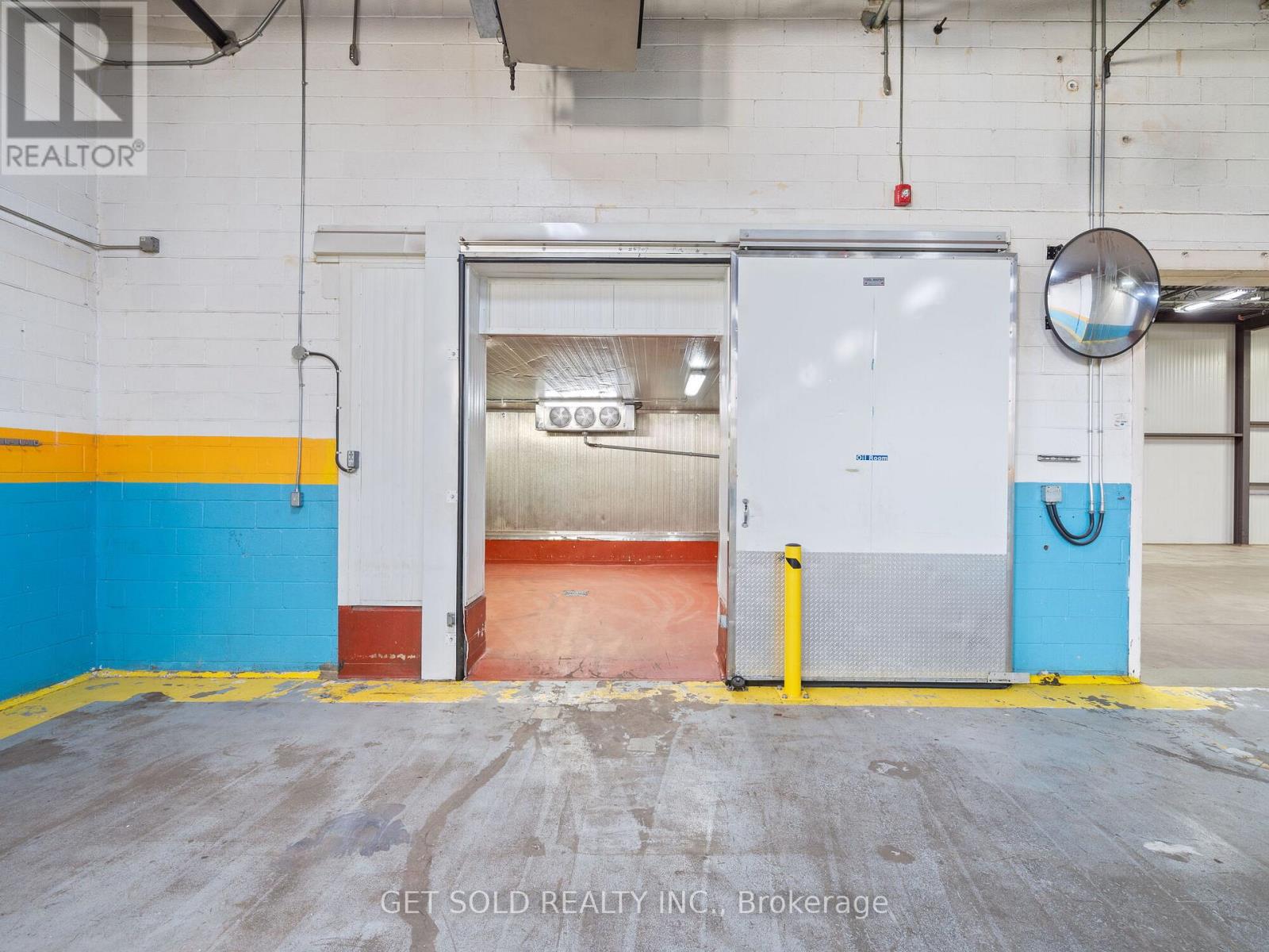 650 Fenmar Drive, Toronto, Ontario  M9L 1R7 - Photo 25 - W12719976