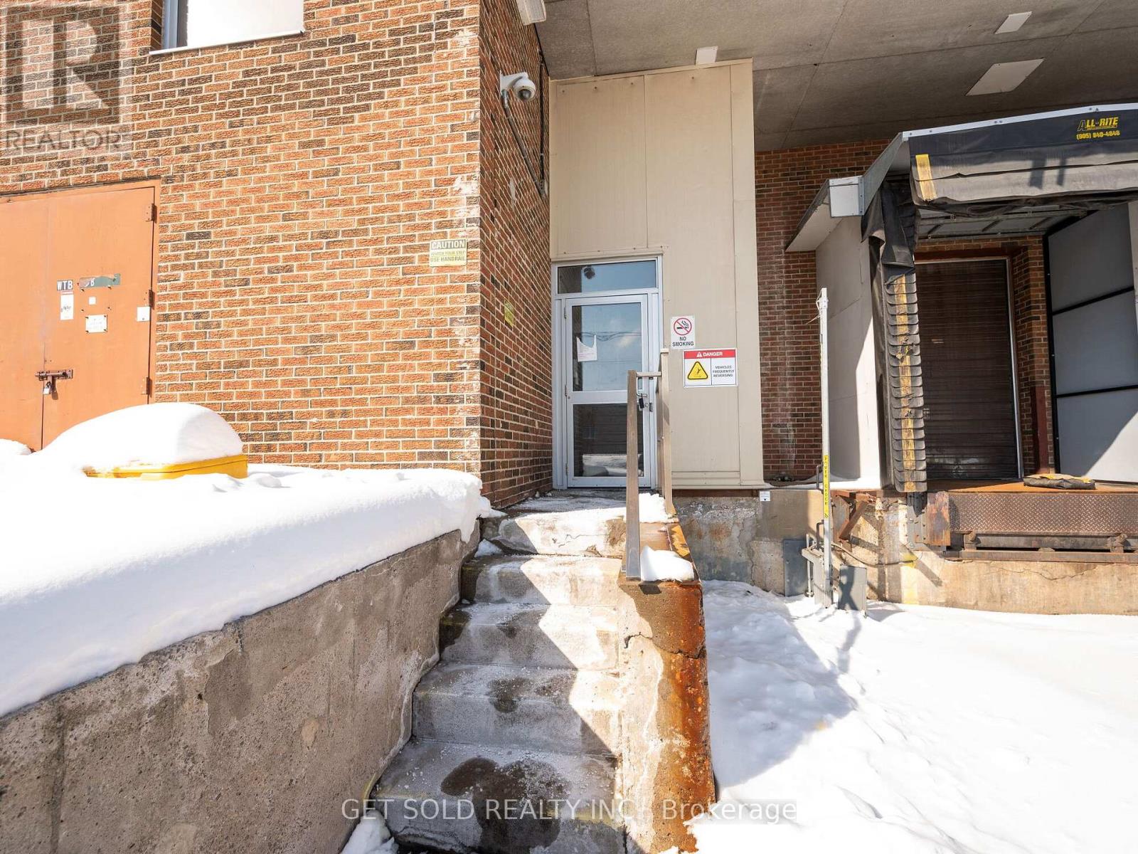 650 Fenmar Drive, Toronto, Ontario  M9L 1R7 - Photo 47 - W12719976