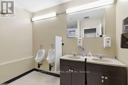 4,5,10 - 5 Kodiak Crescent Sw, Toronto, Ontario  M3J 3E5 - Photo 27 - W12719996