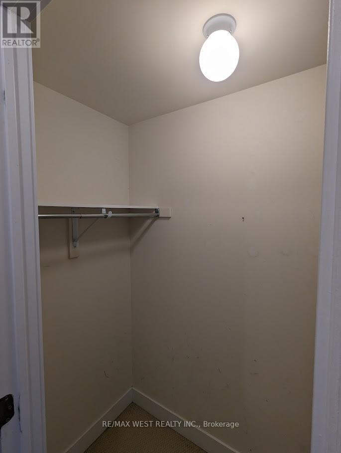 24 - 17 Powerhouse Street, Toronto, Ontario  M6H 0C5 - Photo 14 - W12720010