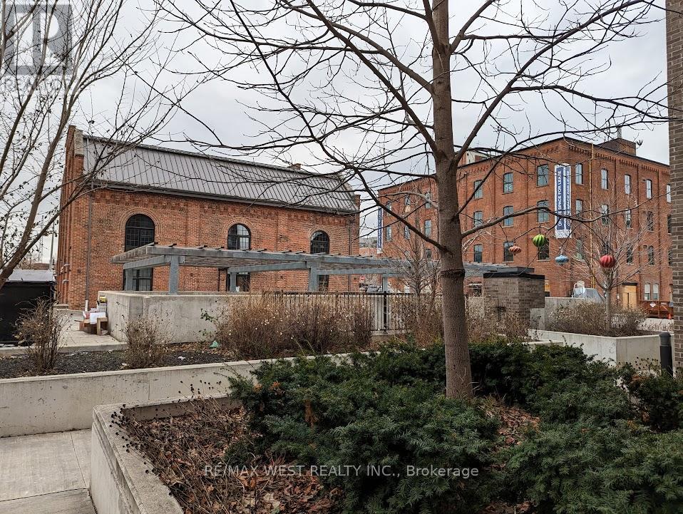 24 - 17 Powerhouse Street, Toronto, Ontario  M6H 0C5 - Photo 3 - W12720010